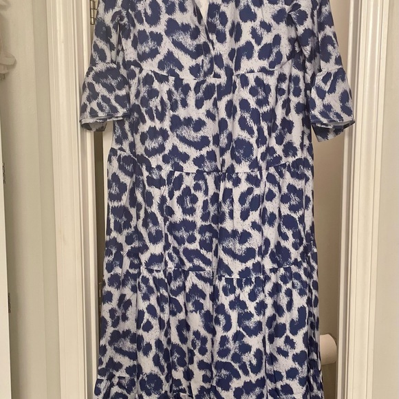 Woman’s Emory Rose Tiered-Maxi. Size Large. - Picture 2 of 8